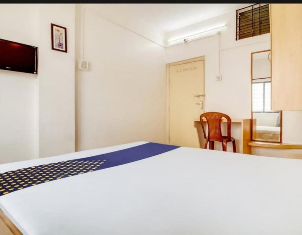 Hotel Rahi Nāsik Eksteriør bilde